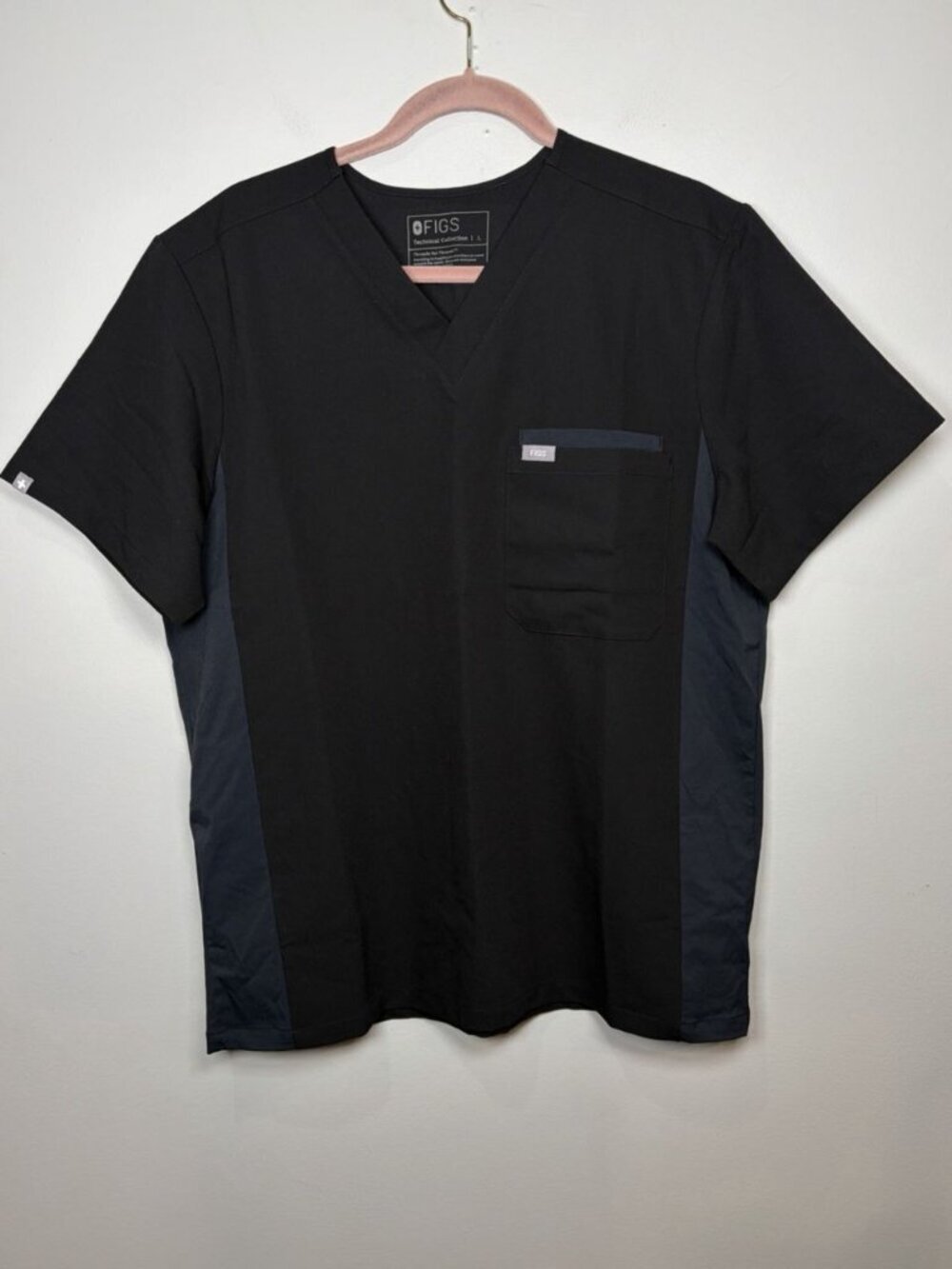 Figs Women's Short Sleeve Scrub Top in Black with Navy Panels